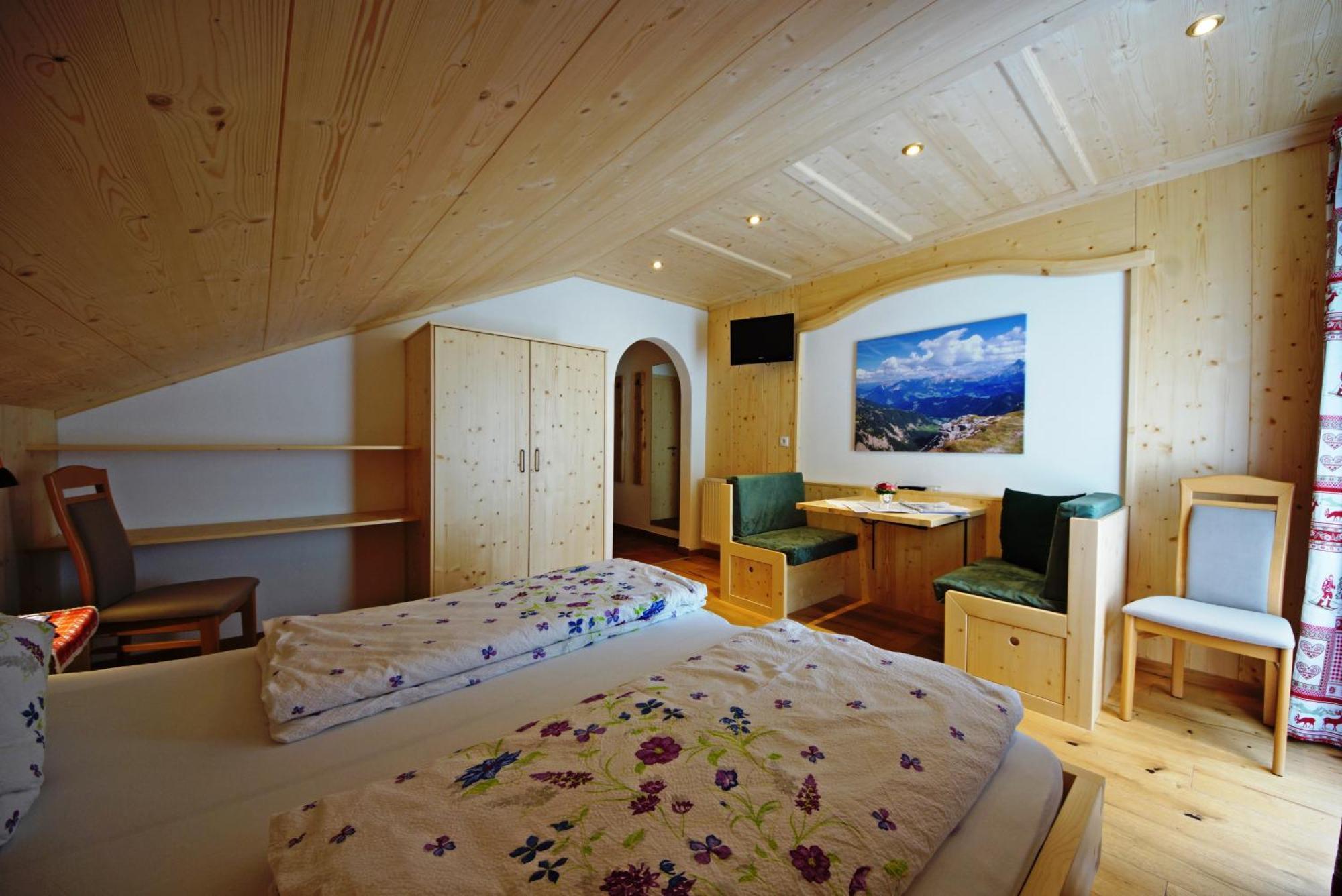 Agriturismo Luech De Vanc Сан-Мартино-ин-Бадия Экстерьер фото